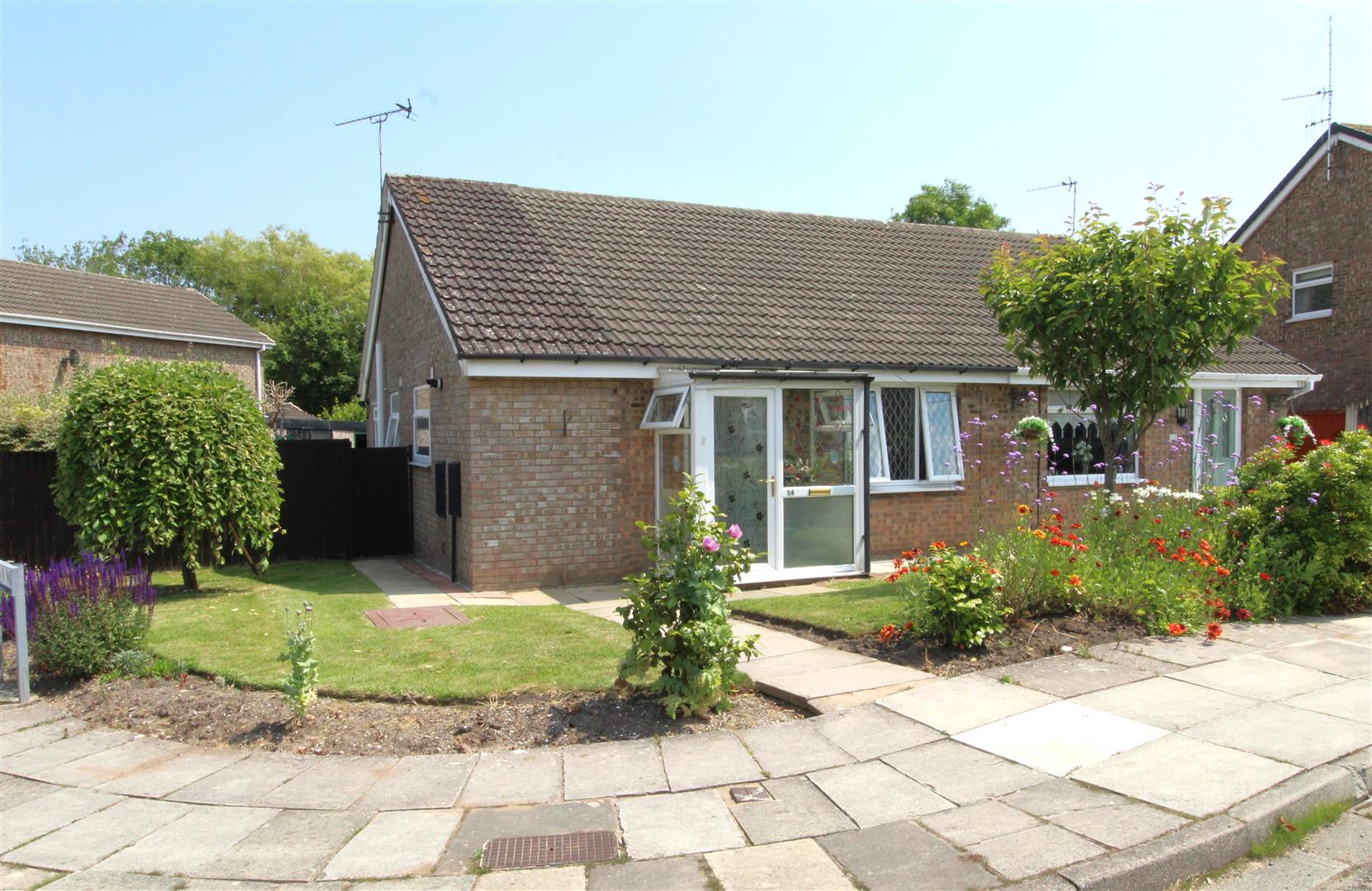 Available Properties Estate Agents, Aintree, Liverpool Grosvenor